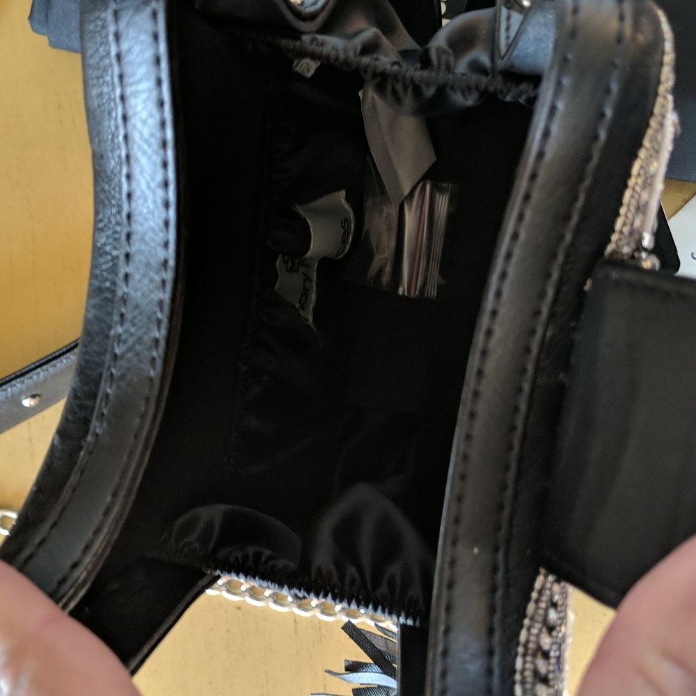 Hard Rock Mary Frances Leather Cross Body Guitar Bag 🎉HP🎉 - Picture 11 of 12